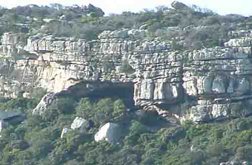 Peers cave